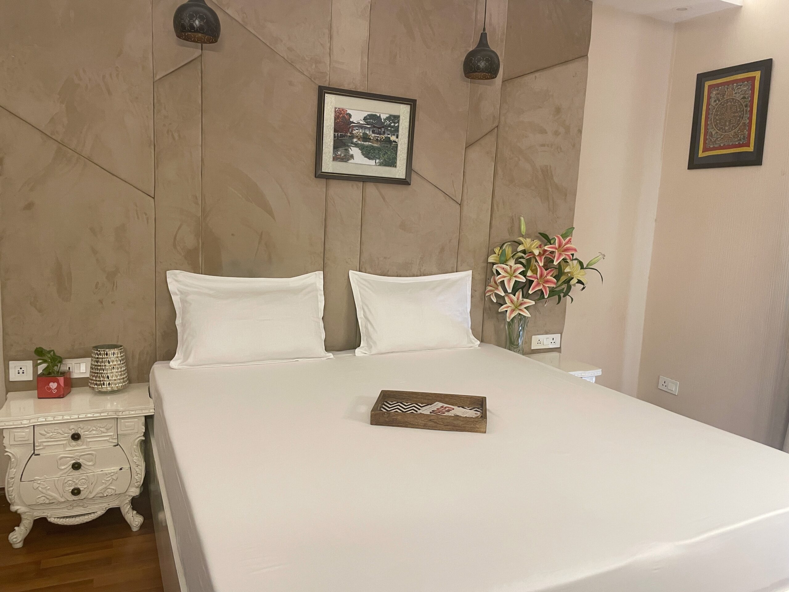 Charmeuse white satin plain bedsheet product image