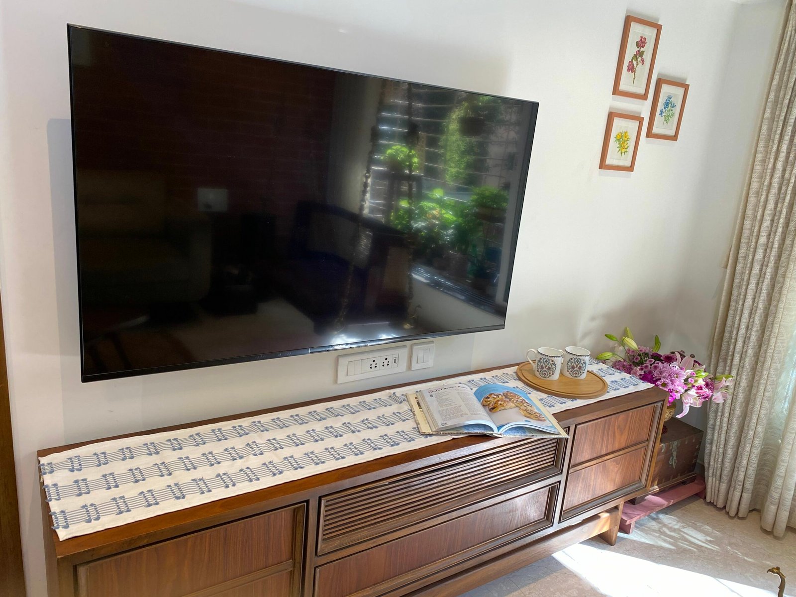 SYMPHONY_RUNNER_BLUE_LIFESTYLE_IMAGE_2