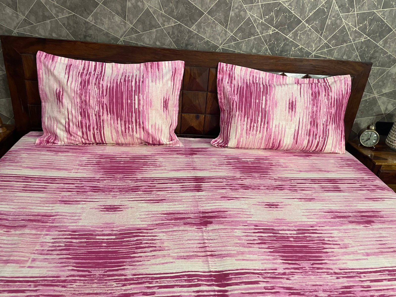 waves pink double bedsheet pillow cover shot