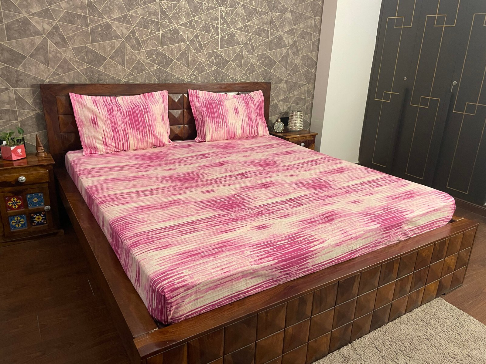 waves pink double bedsheet side angle