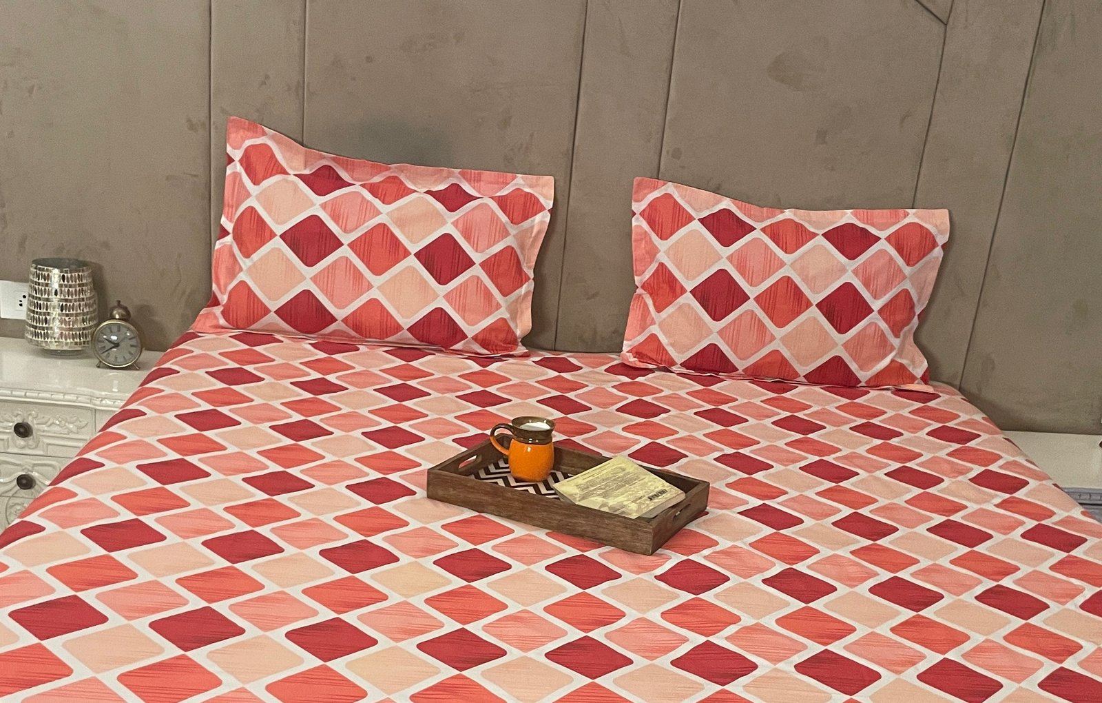 zircon orange double bedsheet pillow shot