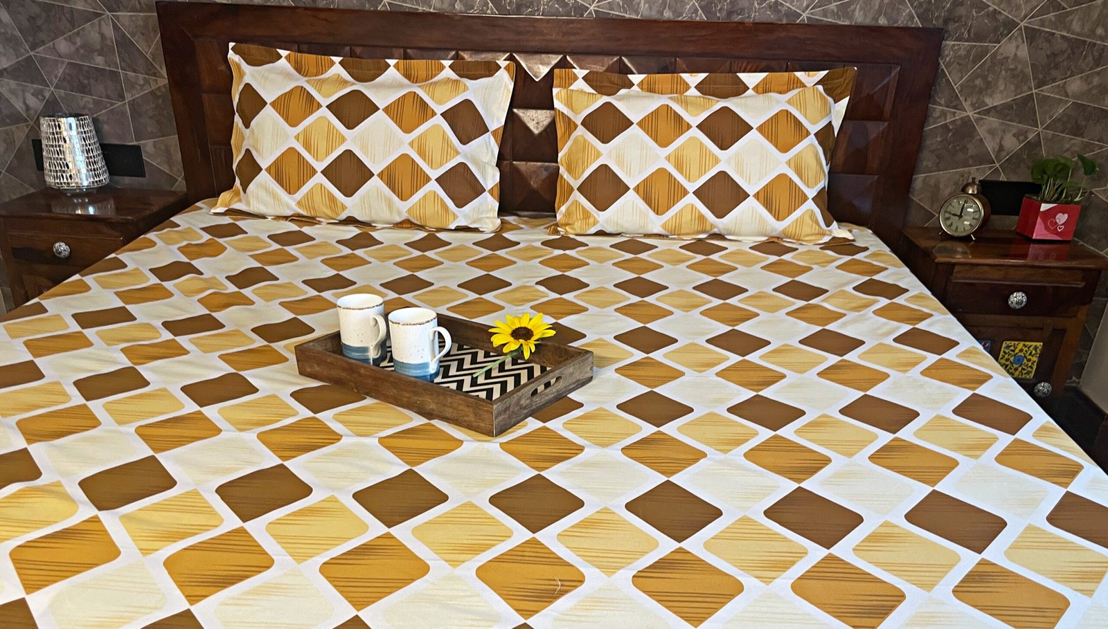 zircon yellow double bedsheet pillow shot