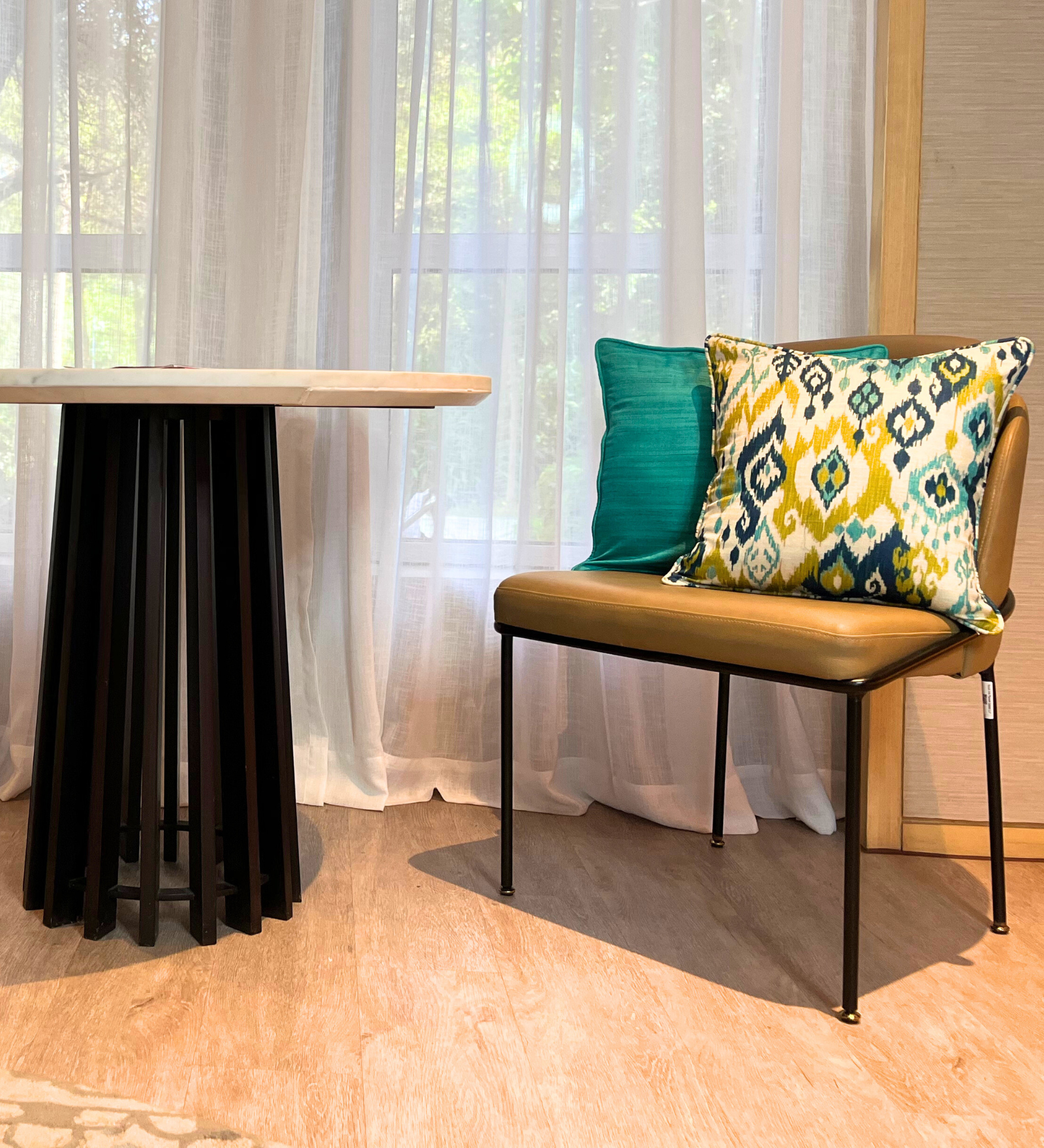 T’nalak CUSHION COVERS LIFESTYLE IMAGE 3