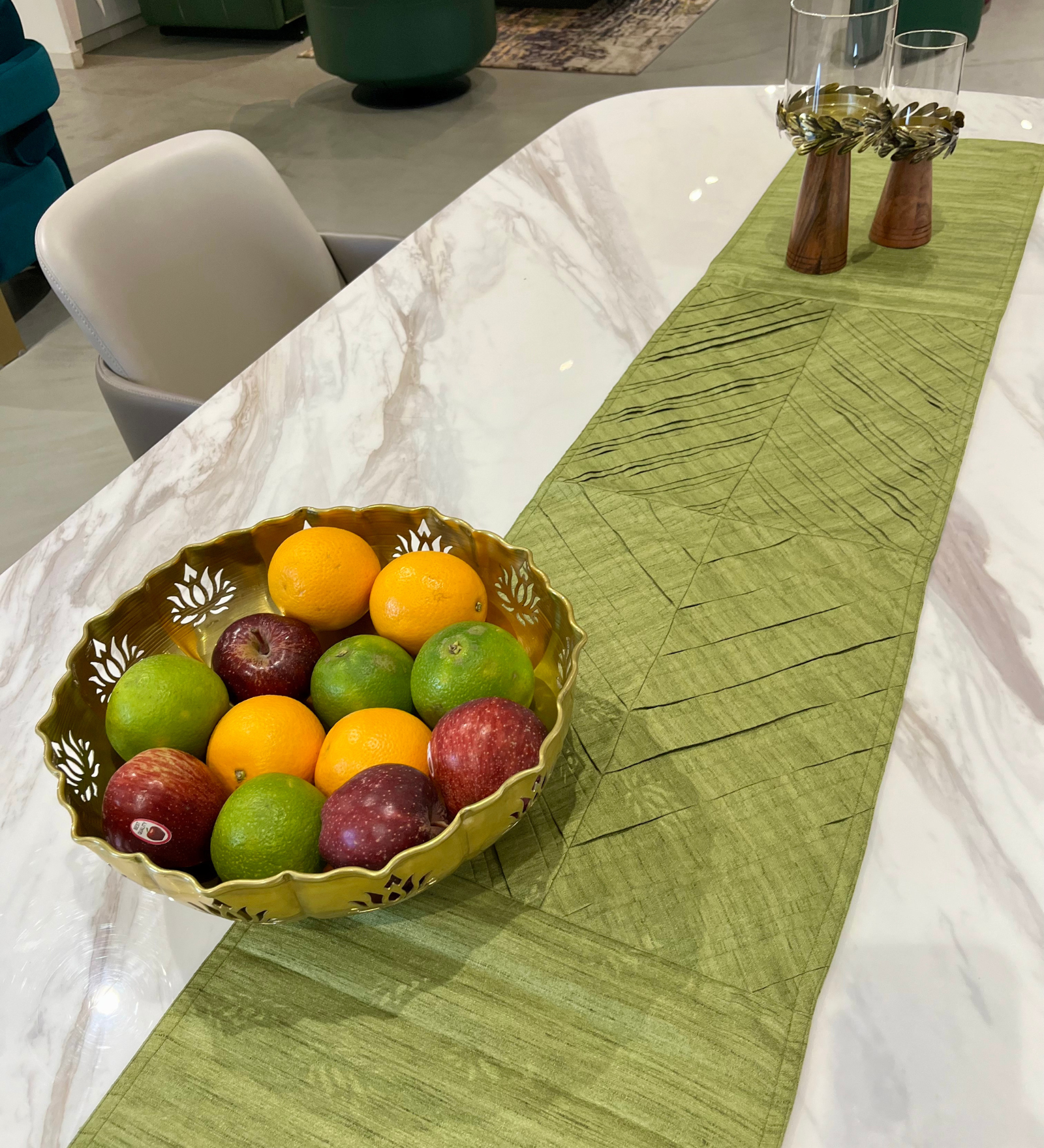 Varija side angle image1