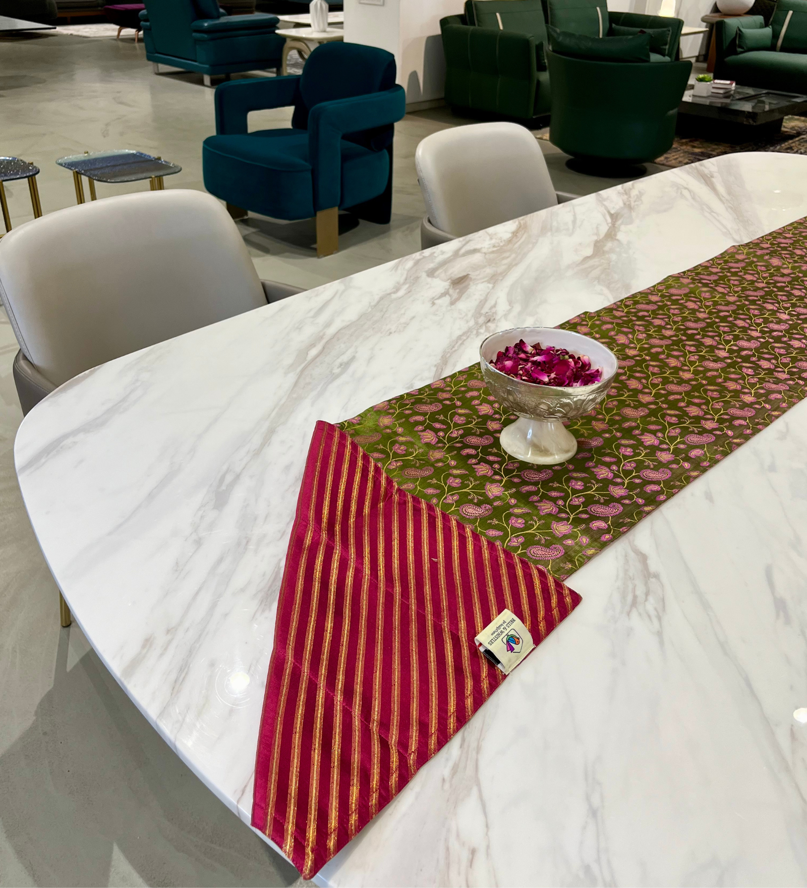 ametrine side angle image 4